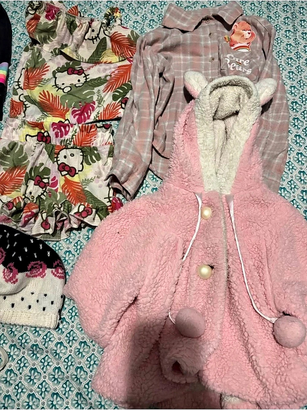 Girls Mixed Clothing Lot Pink Black Floral hello kitty and Care Bears size 4t